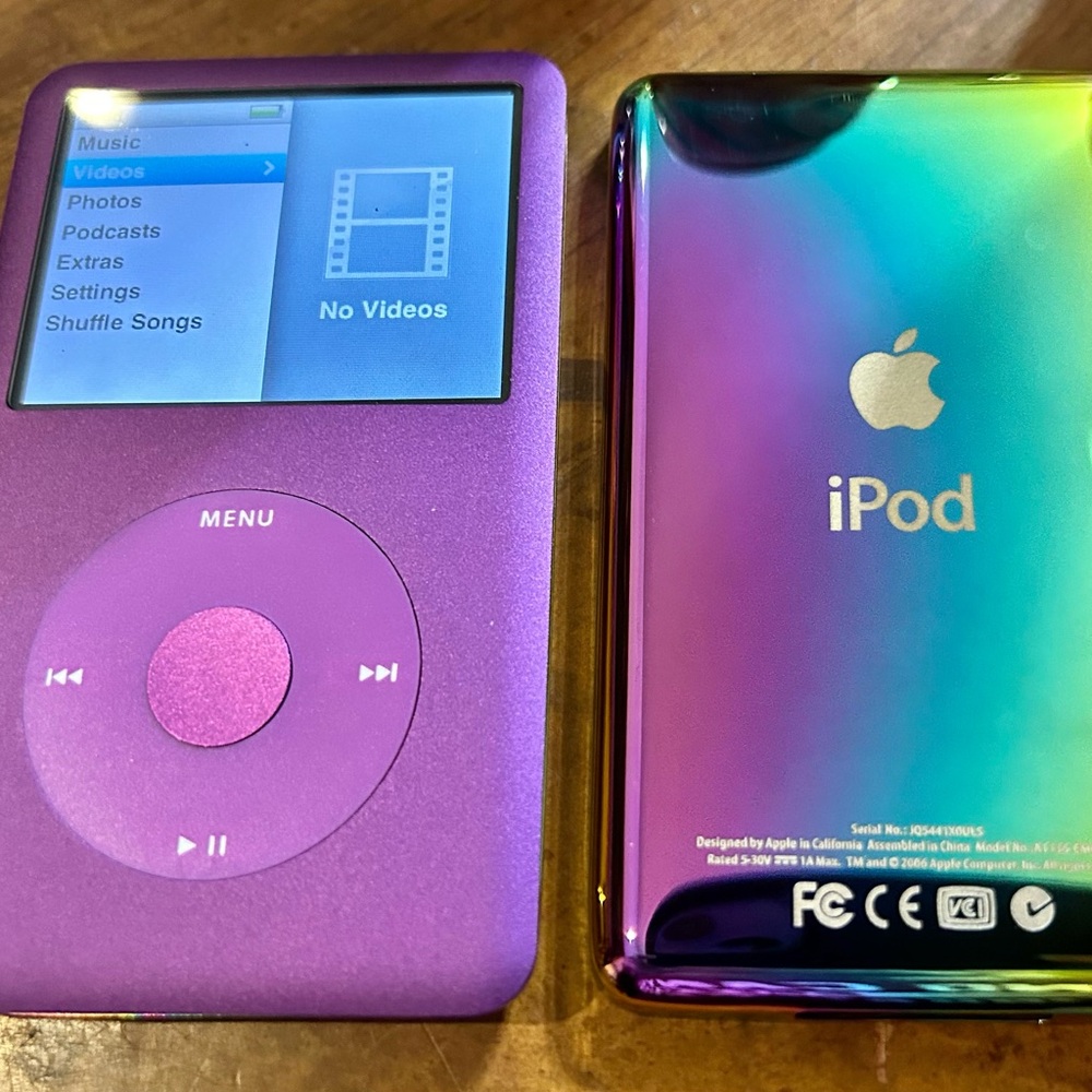 Apple iPod Classic Purple Pink Rainbow 7th generation 160gb